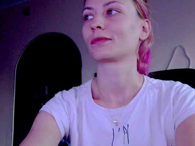 karo131324 webcam