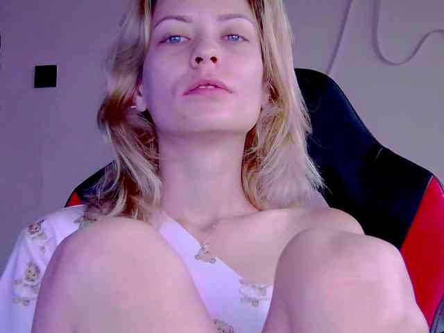 karo131324 webcam