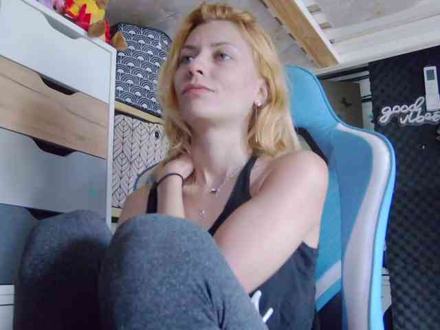 karo131324 webcam