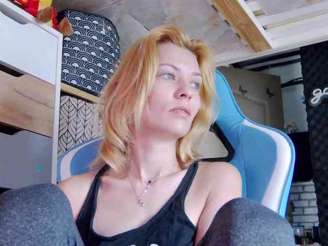karo131324 webcam