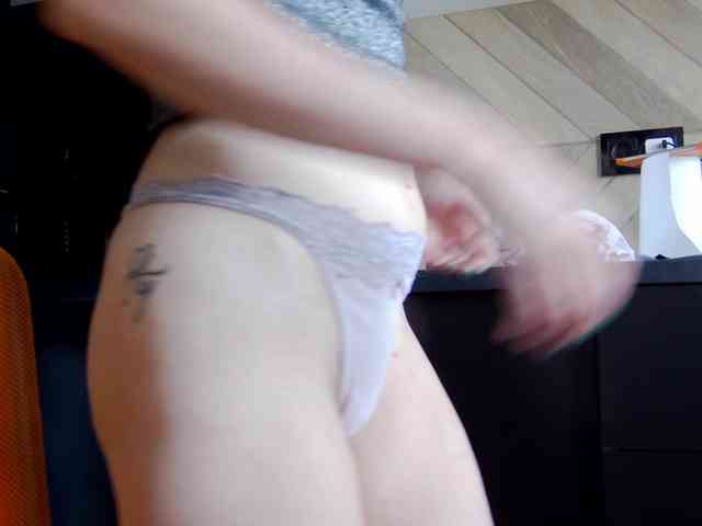 karo131324 webcam
