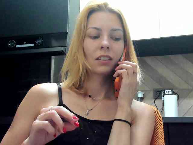 karo131324 webcam