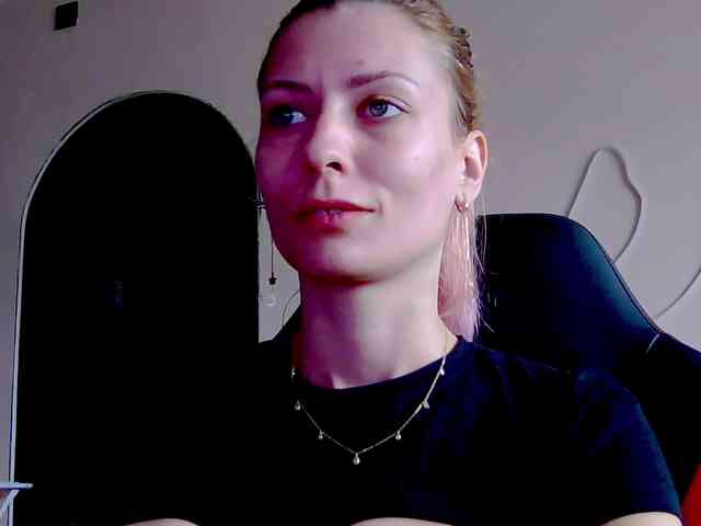 karo131324 webcam