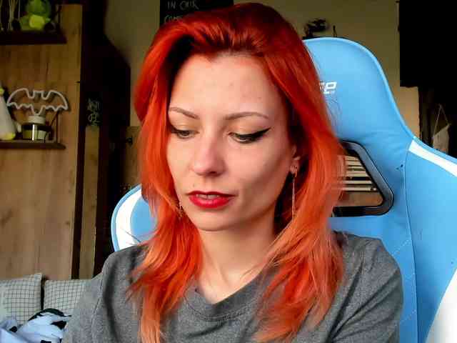 karo131324 Live Webcam on BongaCams