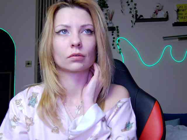 karo131324 webcam