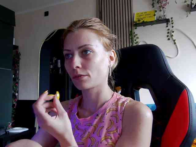 karo131324 webcam
