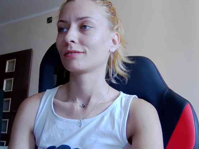 karo131324 webcam
