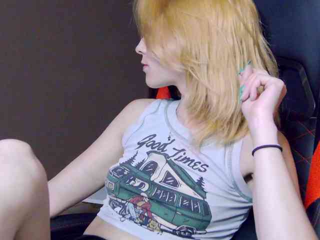 karo131324 webcam