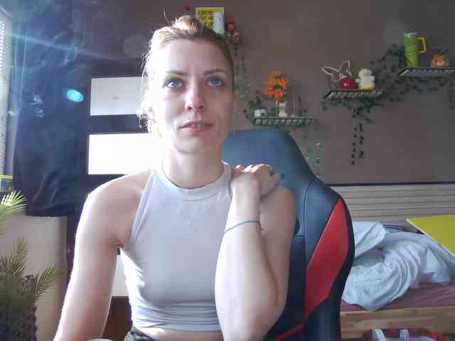 karo131324 webcam