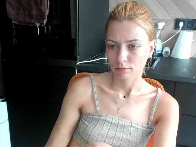 karo131324 webcam