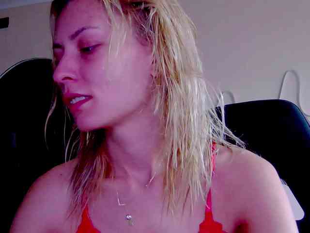 karo131324 webcam