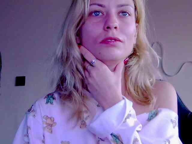 karo131324 webcam