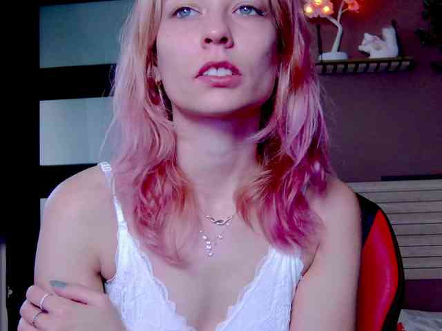 karo131324 webcam