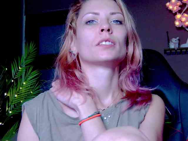 karo131324 webcam