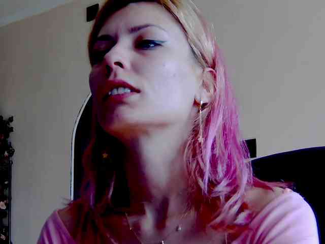 karo131324 webcam