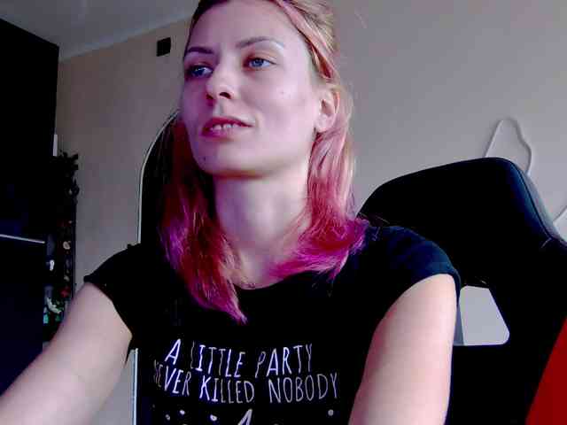 karo131324 webcam