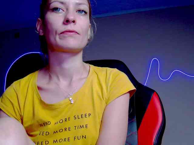 karo131324 webcam