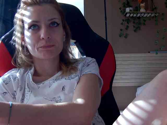 karo131324 webcam