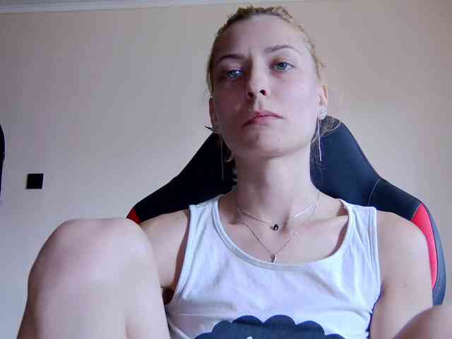 karo131324 webcam