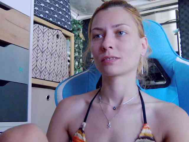 karo131324 webcam