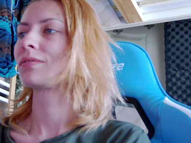 karo131324 webcam