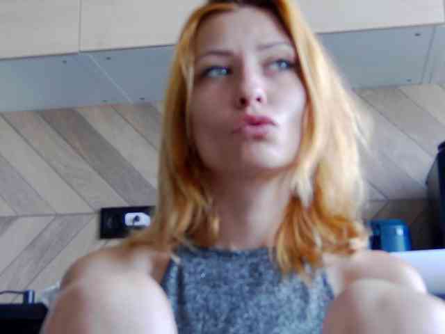 karo131324 webcam