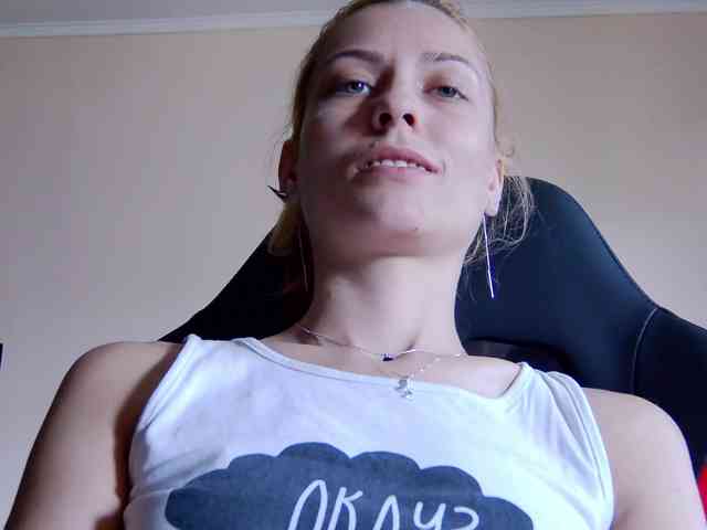 karo131324 webcam