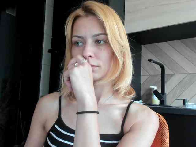 karo131324 webcam
