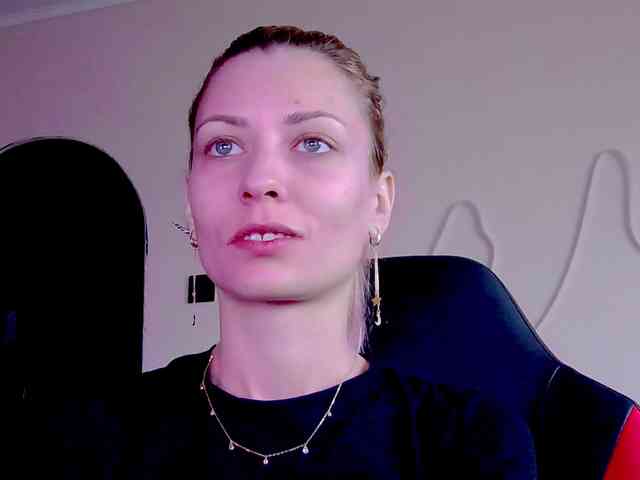 karo131324 webcam