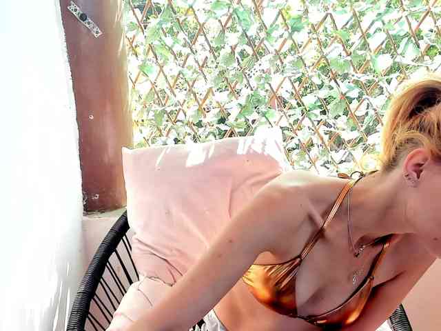 karo131324 webcam