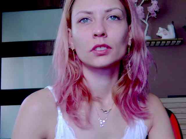 karo131324 webcam