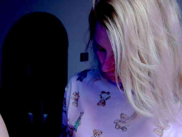karo131324 webcam