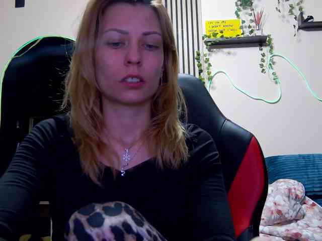 karo131324 webcam