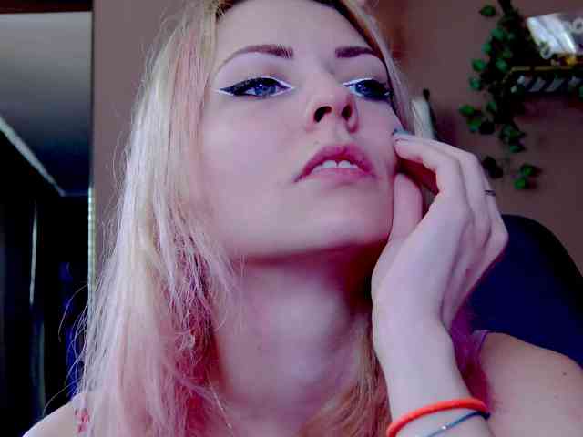 karo131324 webcam