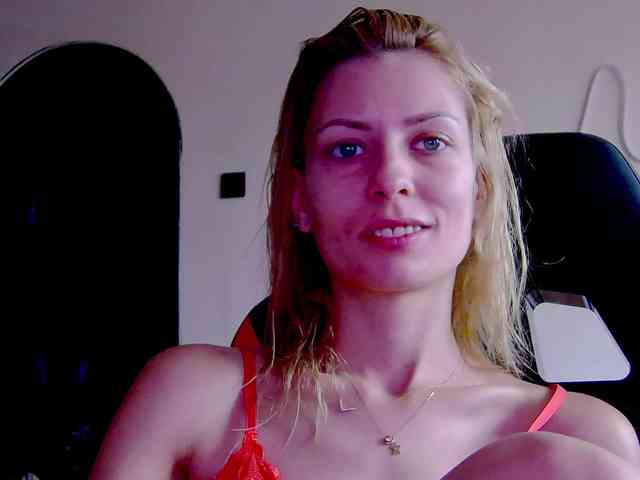 karo131324 webcam