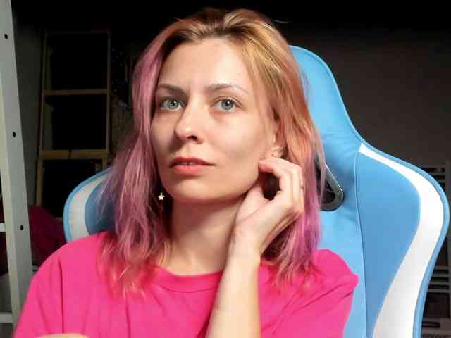 karo131324 webcam