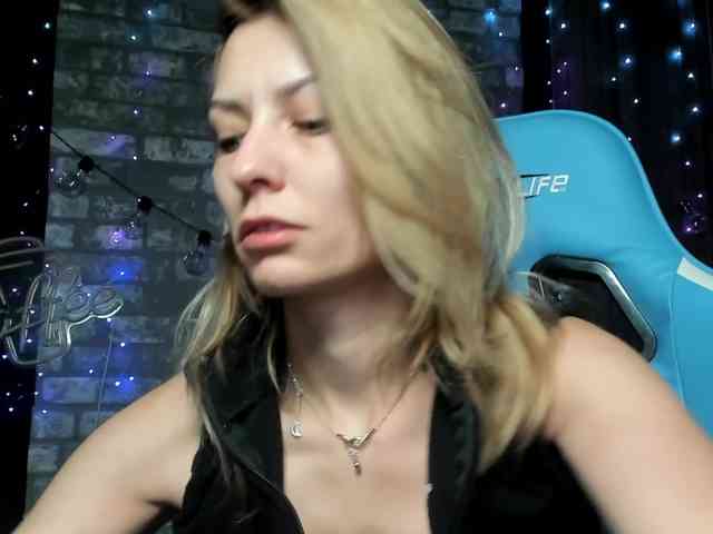 karo131324 webcam