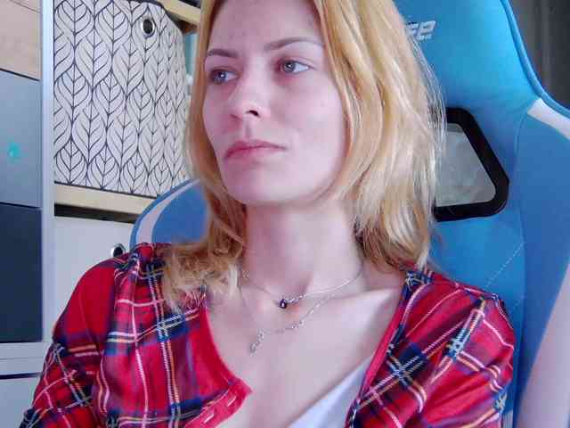 karo131324 webcam