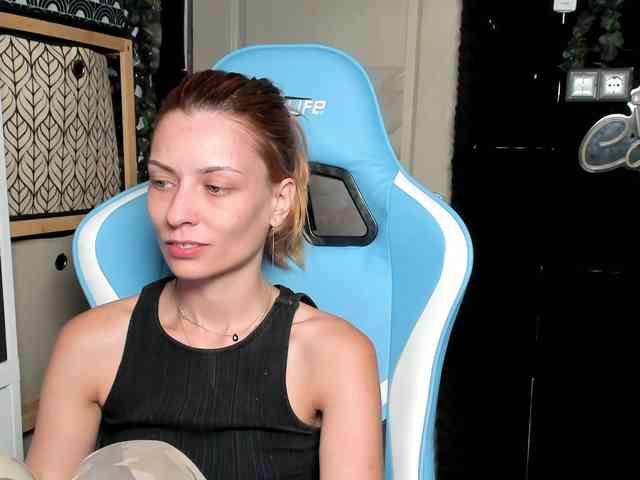 karo131324 webcam