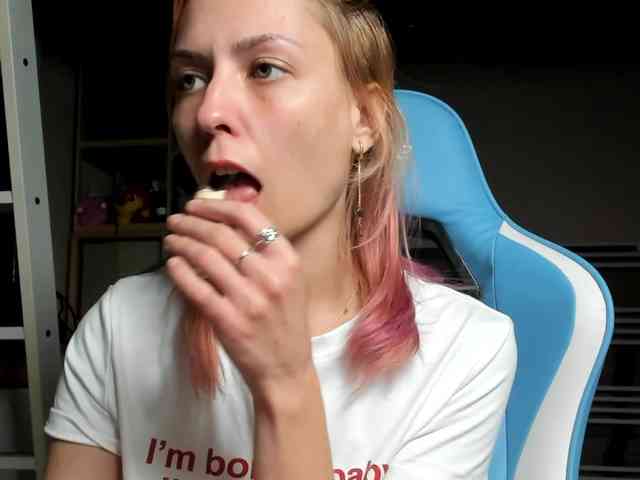 karo131324 webcam