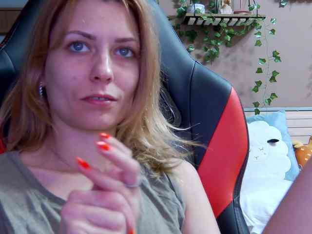 karo131324 webcam