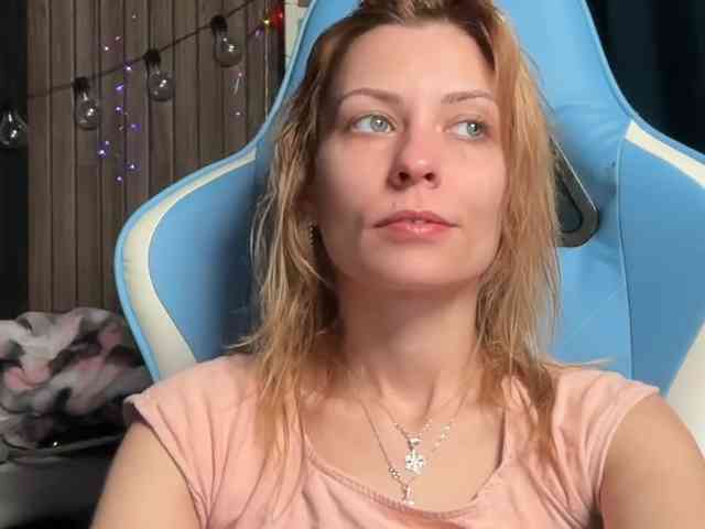 karo131324 webcam
