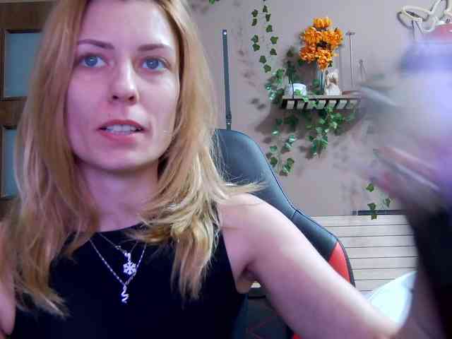 karo131324 webcam