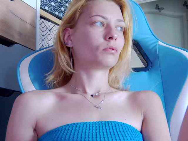 nude live webcam Karo131324