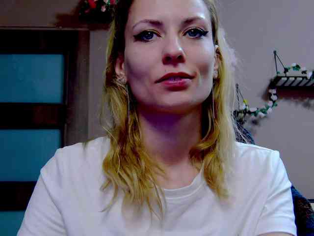 karo131324 webcam