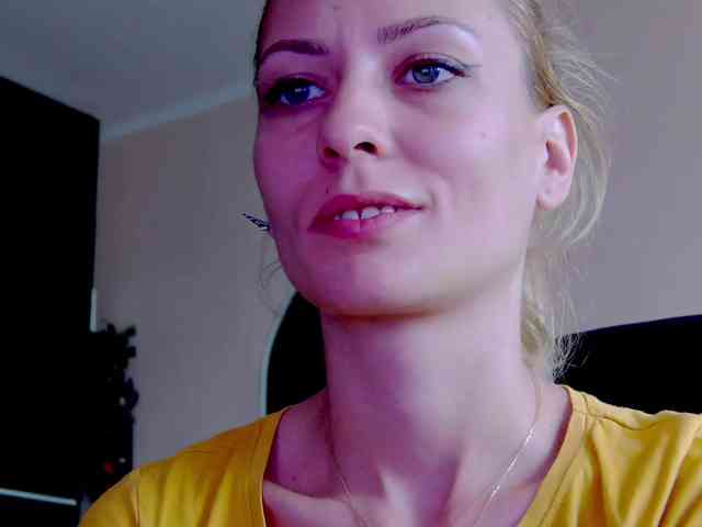 karo131324 webcam