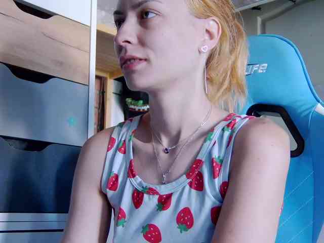 karo131324 webcam