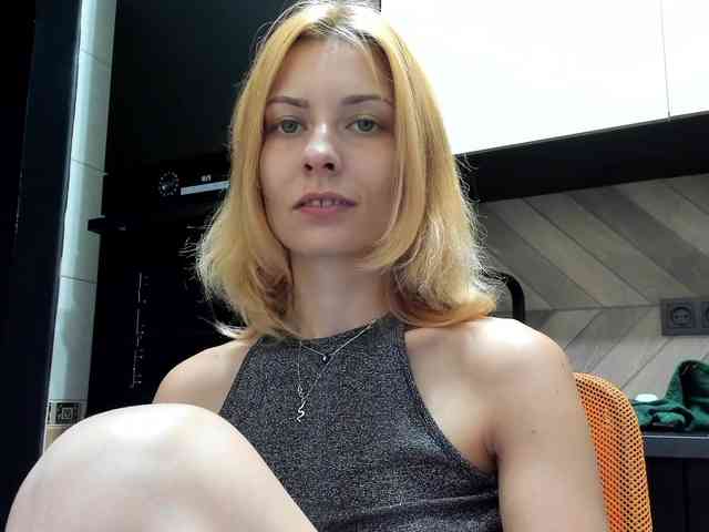karo131324 webcam