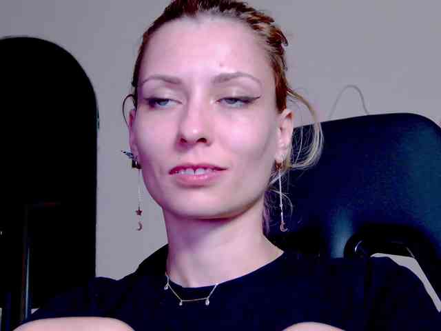 karo131324 webcam