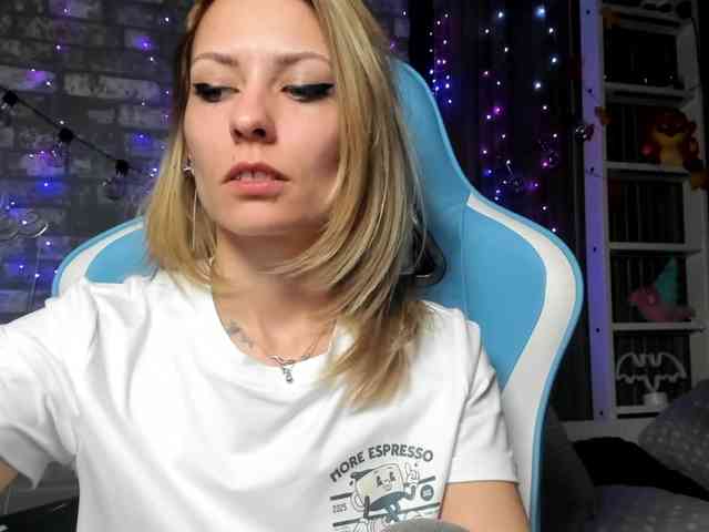 karo131324 webcam